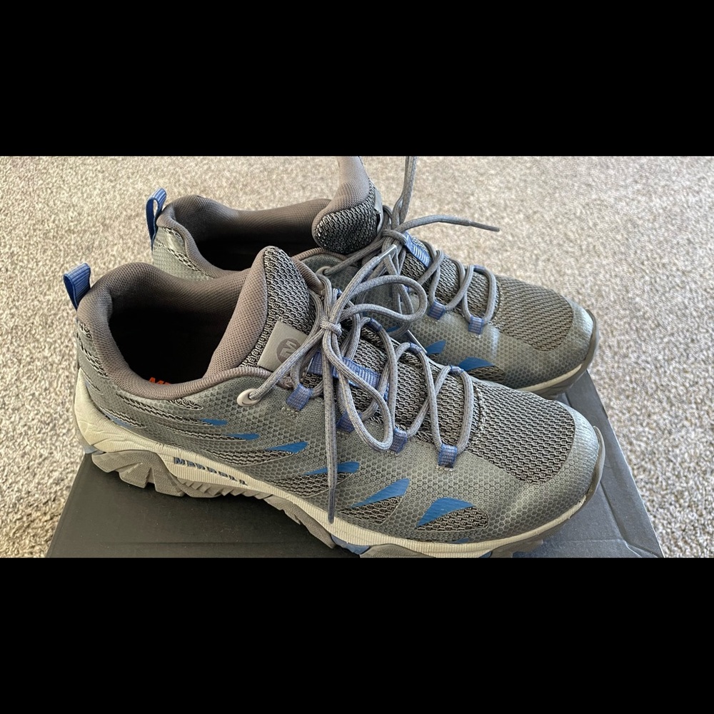 Merrell shoes. Mens size 11.